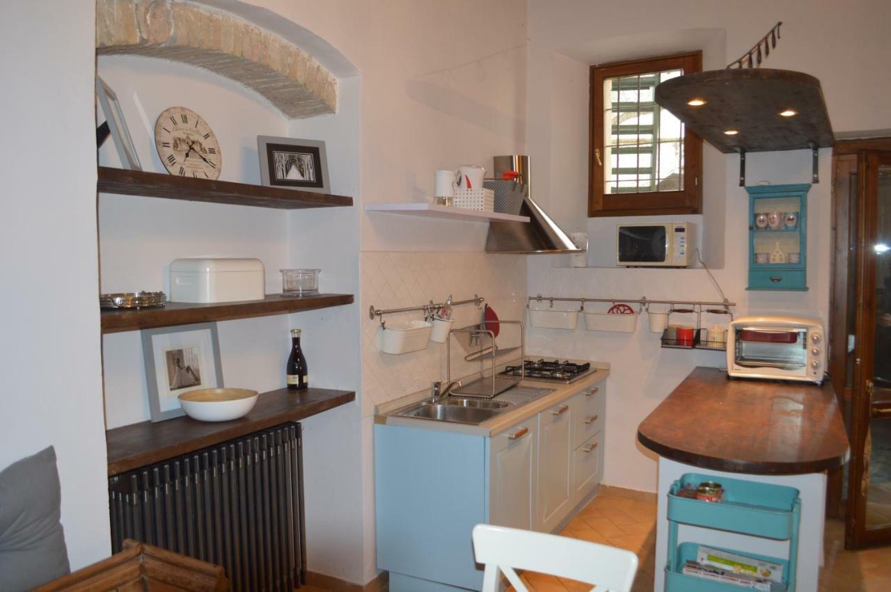 Appartamento In Centro Spoleto Exterior photo
